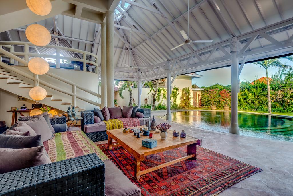 La Villa Oberoi Seminyak Værelse billede
